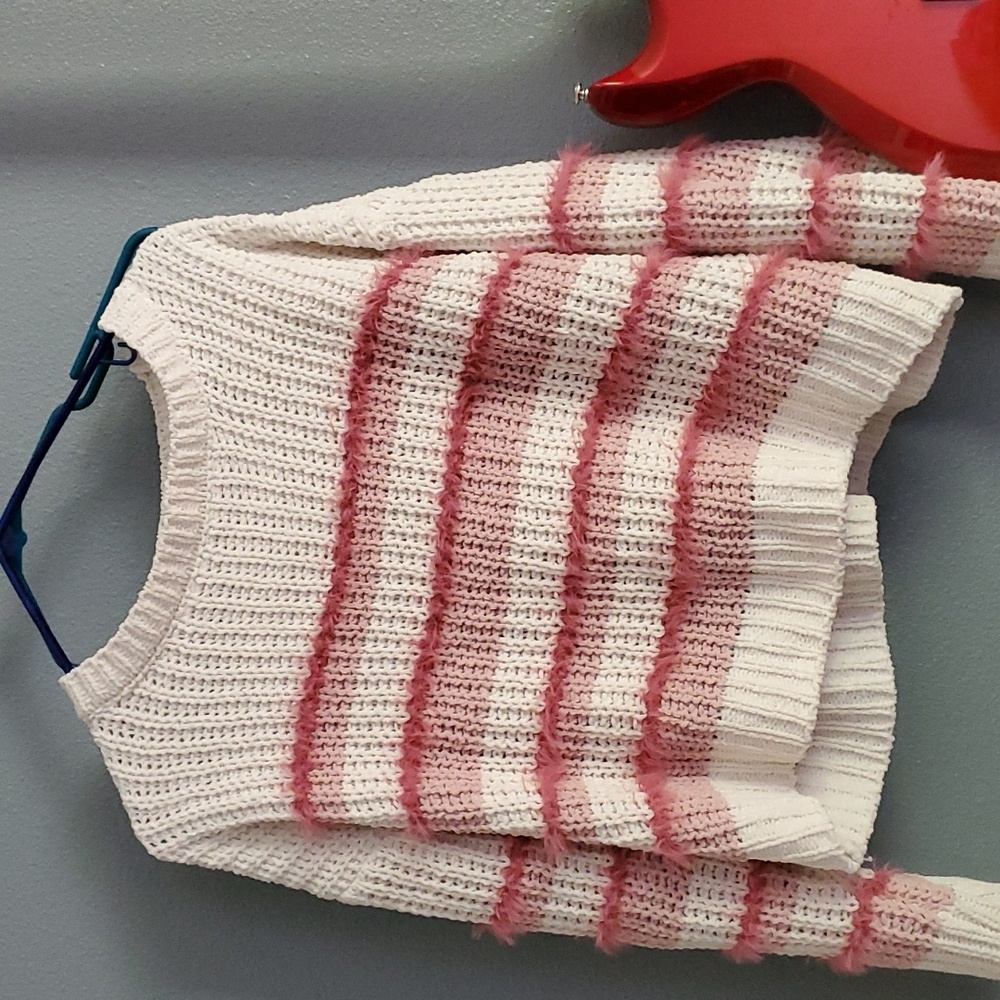 Women's knit sweater size M